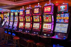 Antarmuka permainan Ways of the Qilin pagcor menampilkan meja Dragon Tiger dengan kontrol taruhan dan statistik real-time